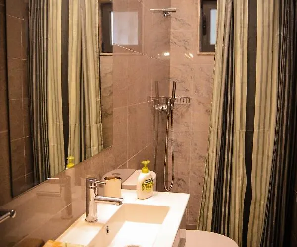 Domvs Gaia Ghouse Bed & Breakfast 3*