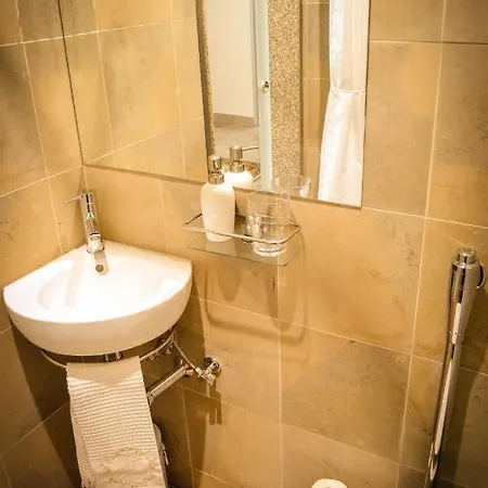 Domvs Gaia Ghouse 3*